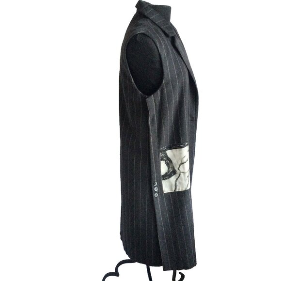 Rui Unique Medium Gray Long Vest Artsy Cool Pockets Pinstripe - Picture 15 of 15